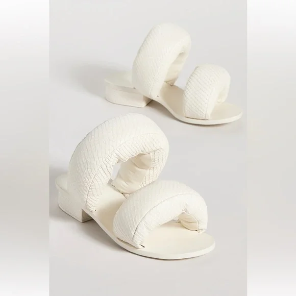 Cult Gaia X ROOM PILLOW PUFFY Sandals - Picture 2 of 7